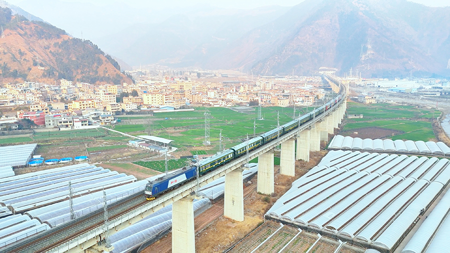 Cina, cos'è il Panda Health Train: il treno medico che salva vite nel Sichuan