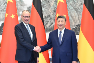 Xi Jinping incontra Merz: cosa cambia davvero nei rapporti tra Cina, Germania e UE