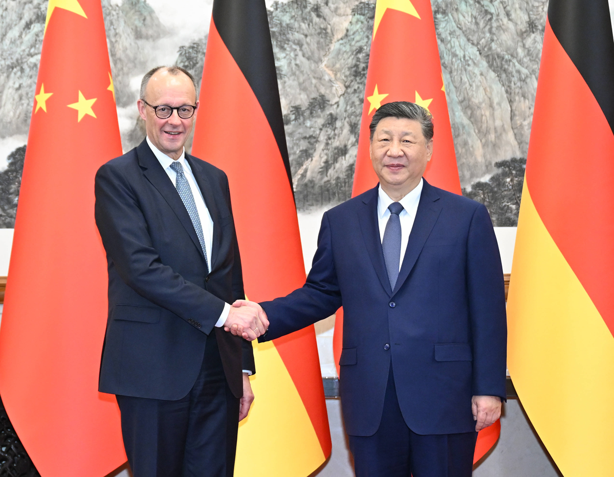 Xi Jinping incontra Merz: cosa cambia davvero nei rapporti tra Cina, Germania e UE